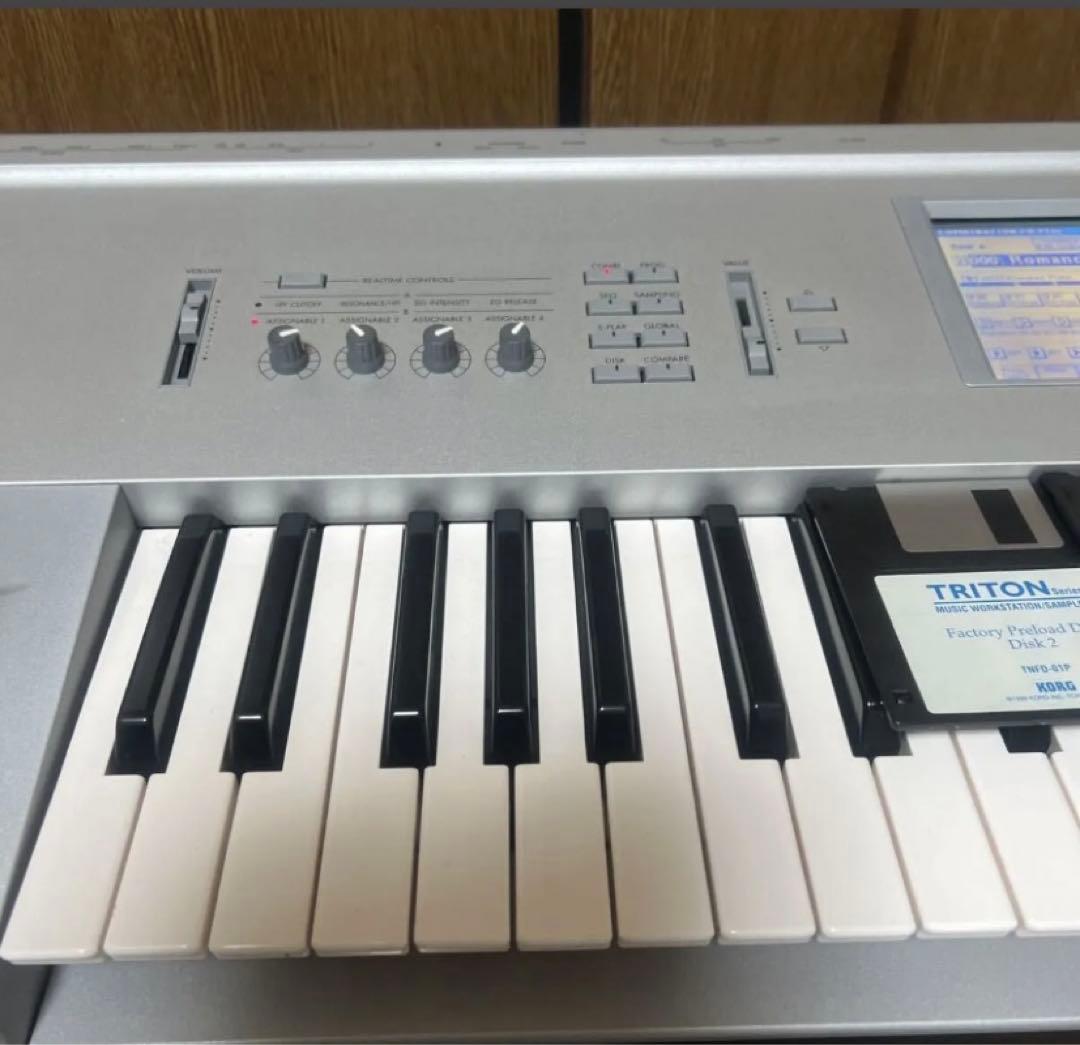 KORG TRITON シンセサイザー 音源モジュール　EXB-PCM04搭載