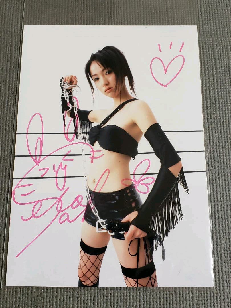 瀬戸早妃　サイン入り写真