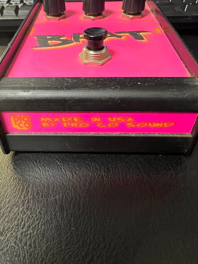 Proco BRAT (DISTORTION) ギターエフェクター ピンク
