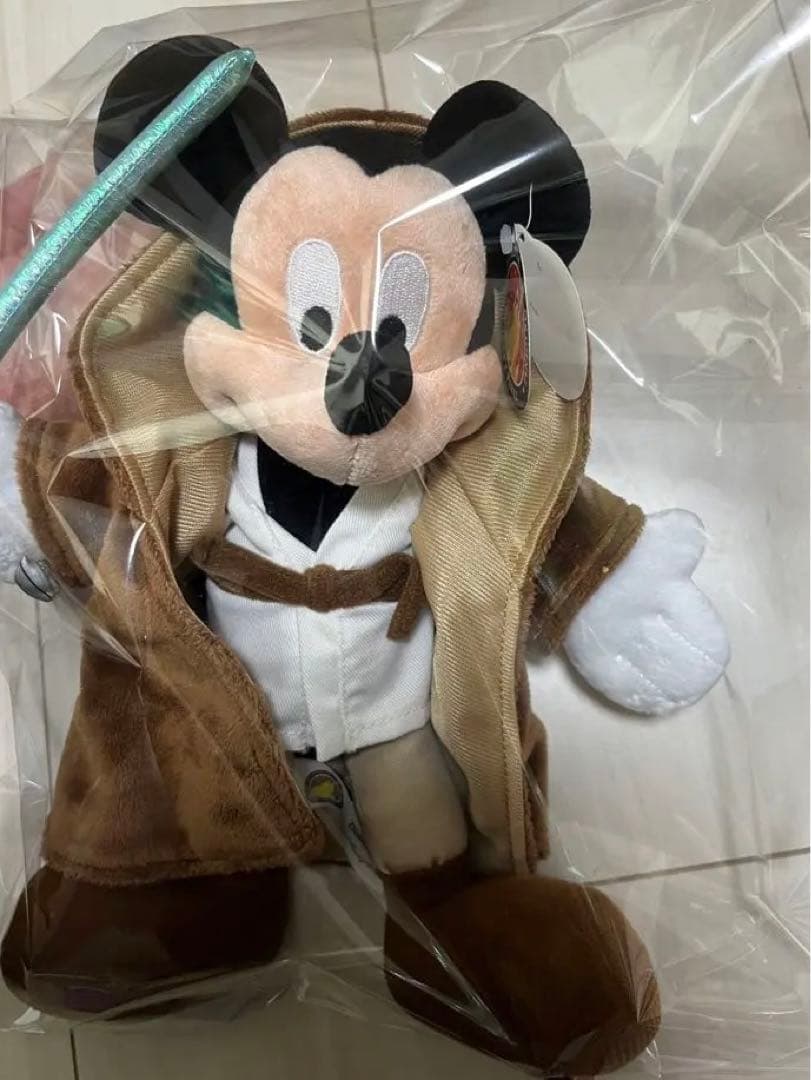 ディズニーワールド　ミッキーマウス ぬいぐるみ