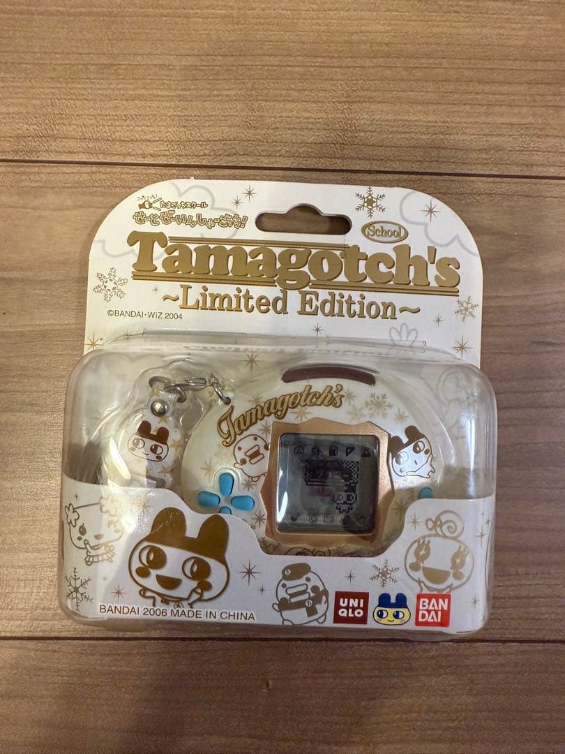 たまごっち　レア　たまごっちスクール ユニクロ 限定品　BANDAI