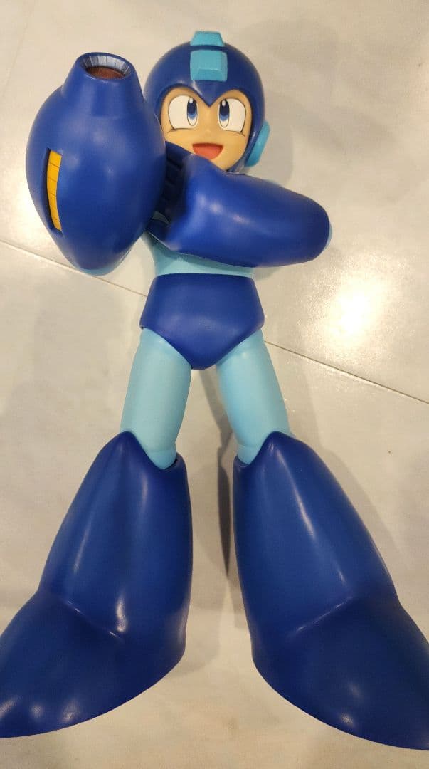 ロックマン フィギュア ギガンティックシリーズ