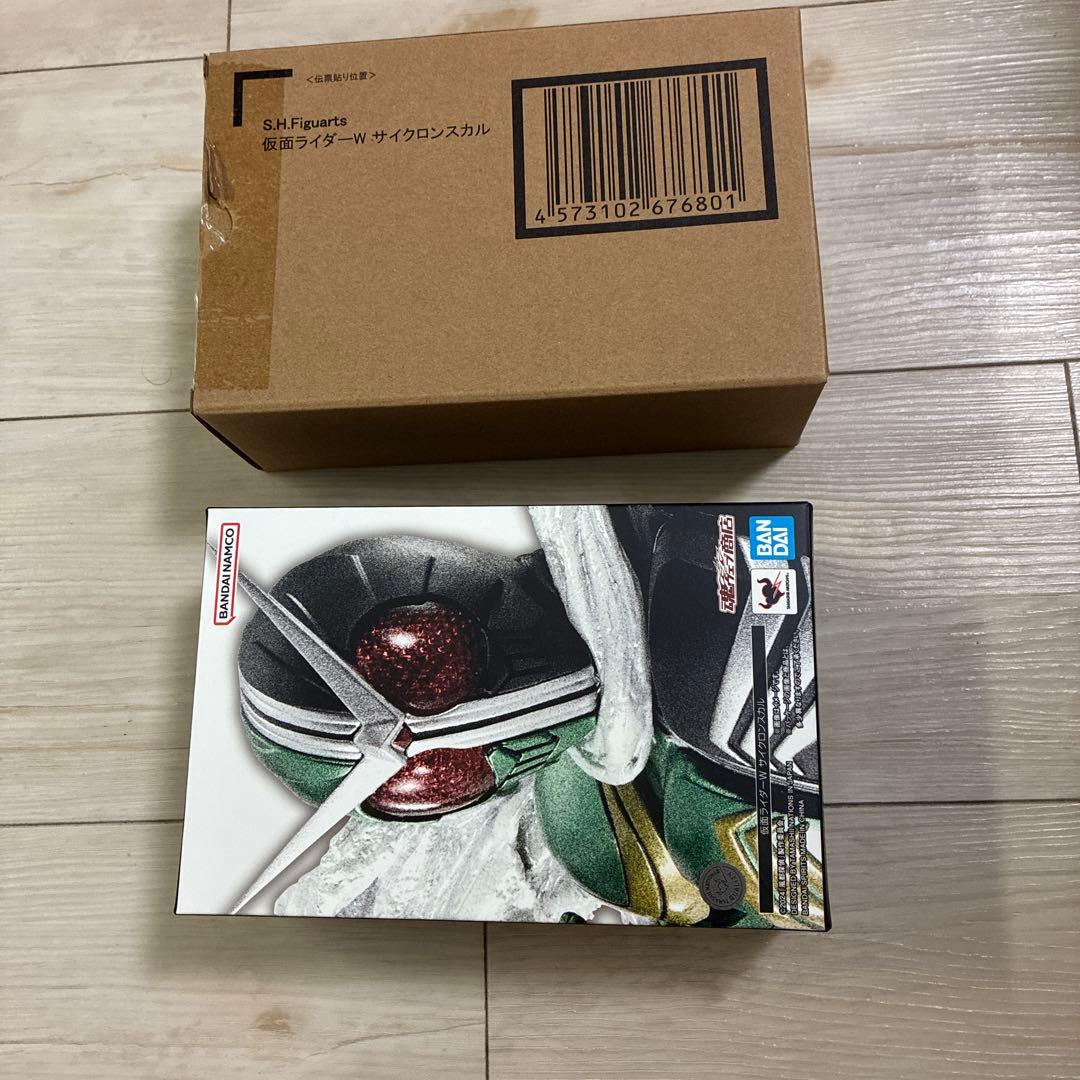 S.H.Figuarts 真骨彫　仮面ライダーW サイクロンスカル
