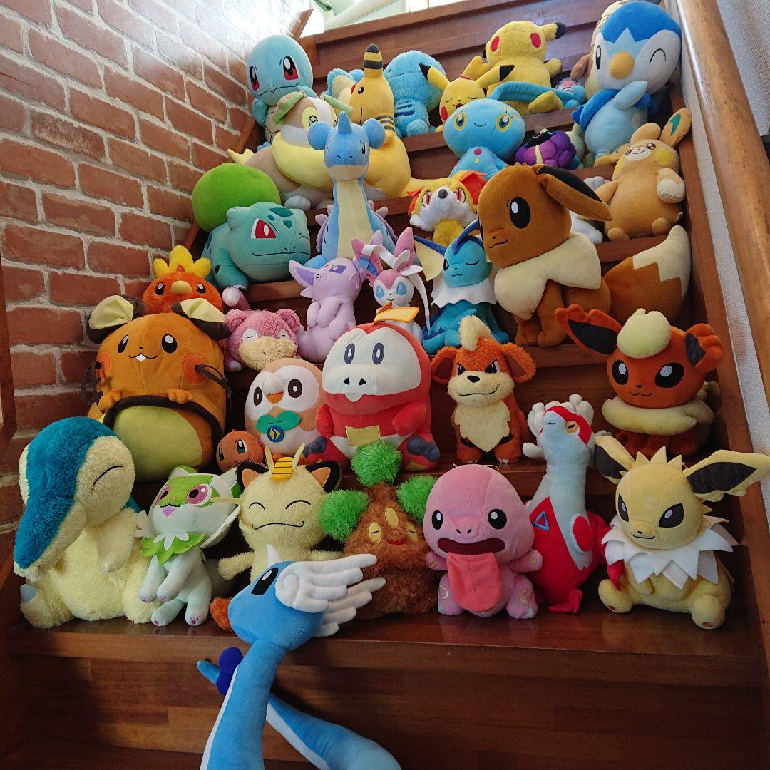 まとめてポケモンぬいぐるみ38体　Pokémonセンターほかで購入収集 でっかい