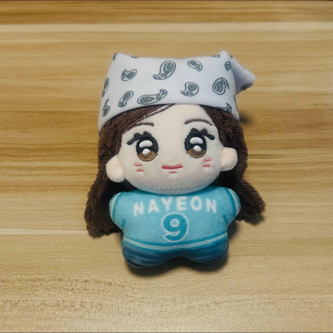 TWICE ナヨン　10cm ぬいぐるみ　新品　マスター
