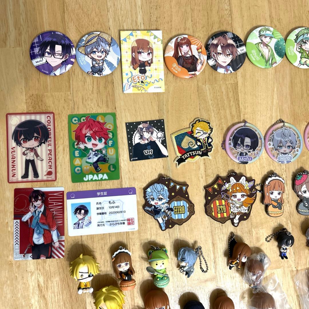 カラフルピーチの公式グッズまとめです