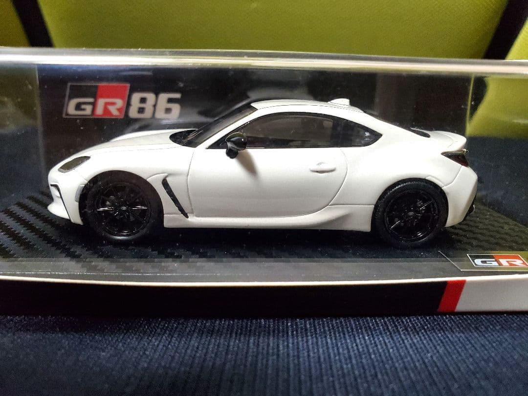 トヨタ GR86 ミニカー ホワイト