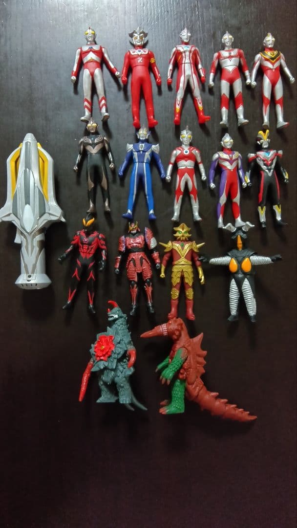 ウルトラマン　おもちゃ　まとめ売り　 ライブサイン付きソフビ　 ギンガスパーク