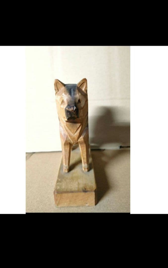秋田犬木彫り　彫り物　オブジェ　秋田県