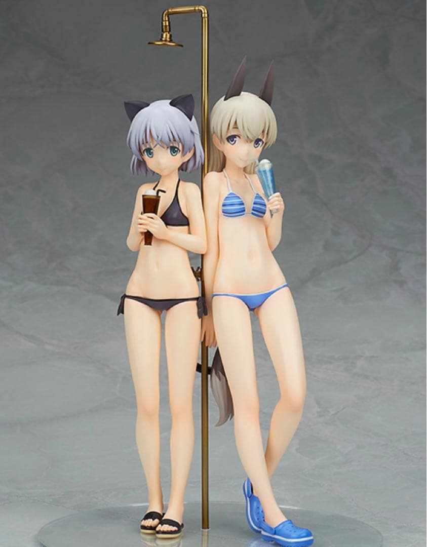 ストライクウィッチーズ2 サーニャ＆エイラ 水着Ver. 1/8　[アルター]