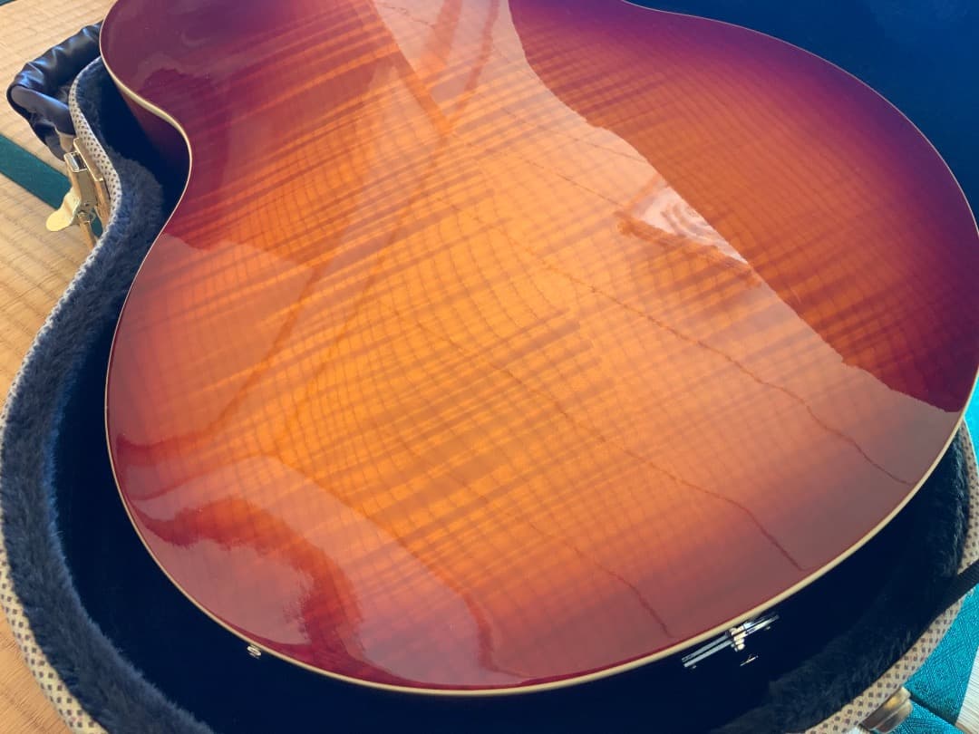 美品　希少品　Hagstrom HJ600