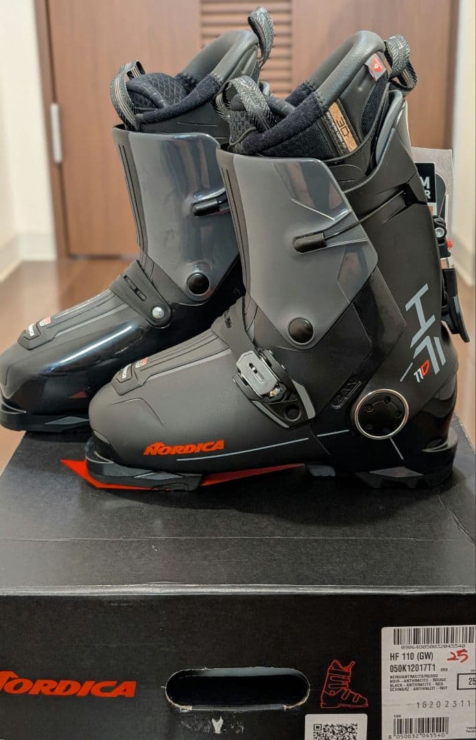 【新品未使用】NORDICA（ノルディカ）HF110 GWスキーブーツ 25cm