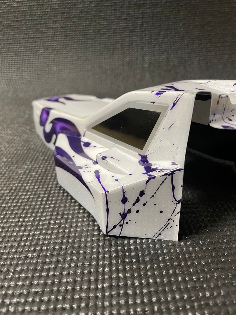Gフォース　ジェノバ塗装済みボディ