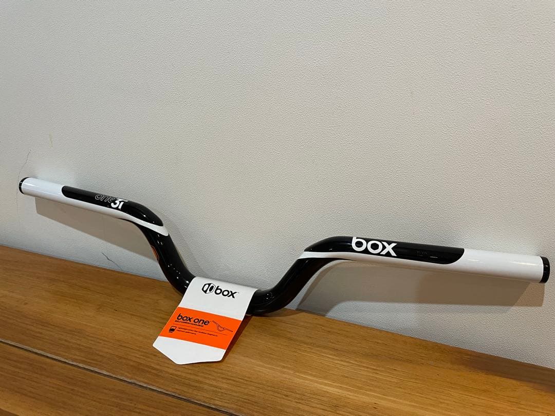 bmx レーシング　レース　レーサー　box one カーボン　ハンドルバー　3