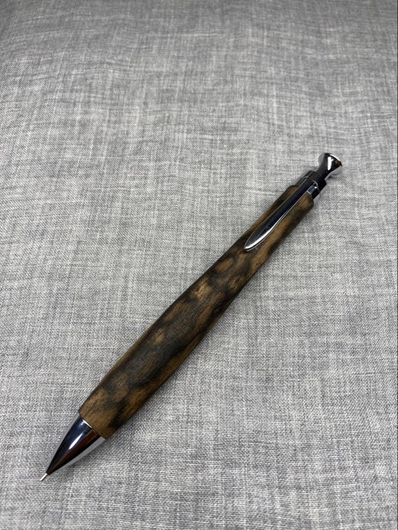 こぶた工房　黒柿　孔雀杢 シャープペン キューブ付。