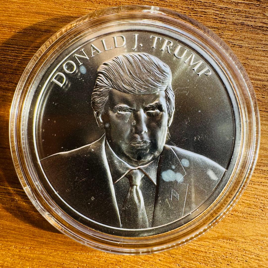 （難あり！）トランプ大統領　1オンス　銀貨　47代大統領