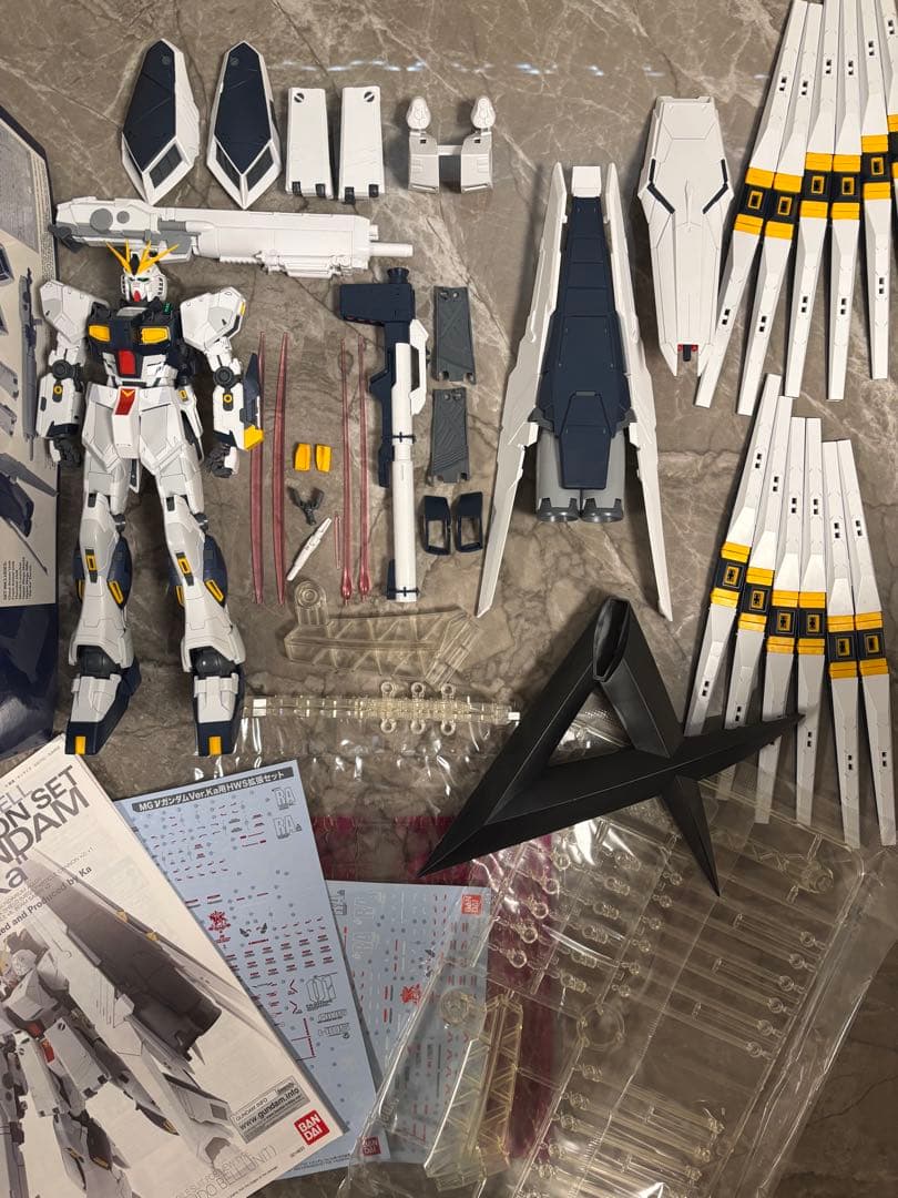 MG νガンダム side-f hws拡張セット　メガバズーカランチャー 未組立