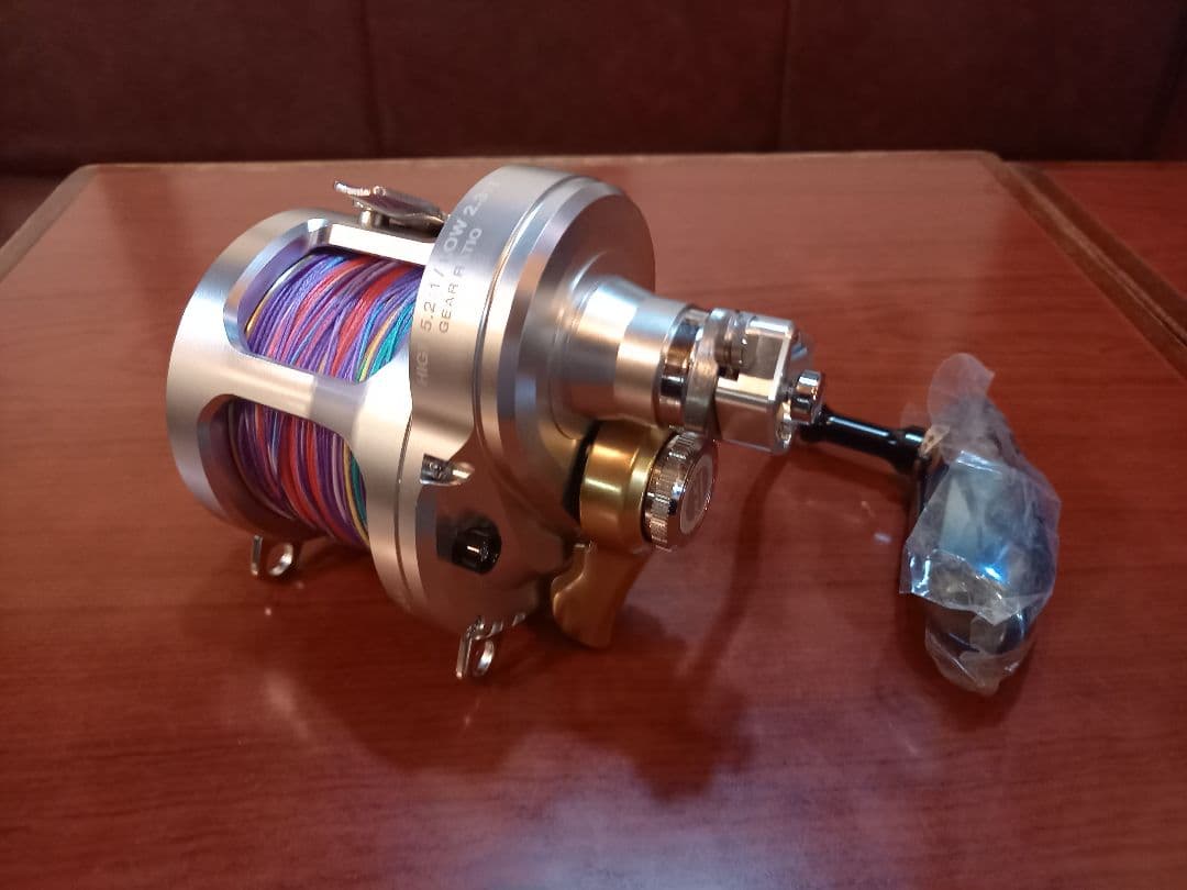 シマノ タリカ 20II ミゾハンパワーハンドル装着済み【極美品】