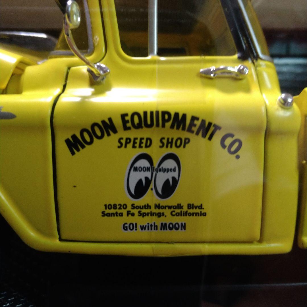 M2マシーン 1958 シボレー アパッチ カメオ ムーンアイズ