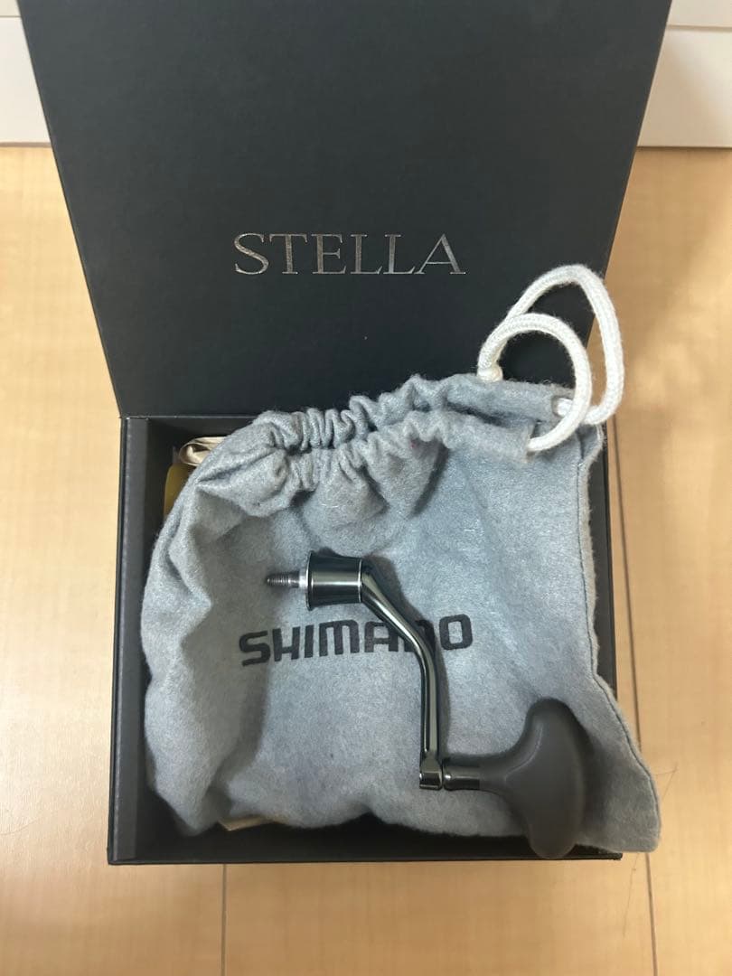 22ステラ　純正ハンドル
