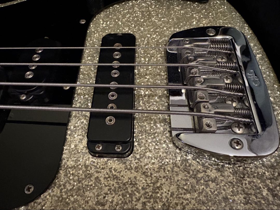 G&L SB-2 ベース