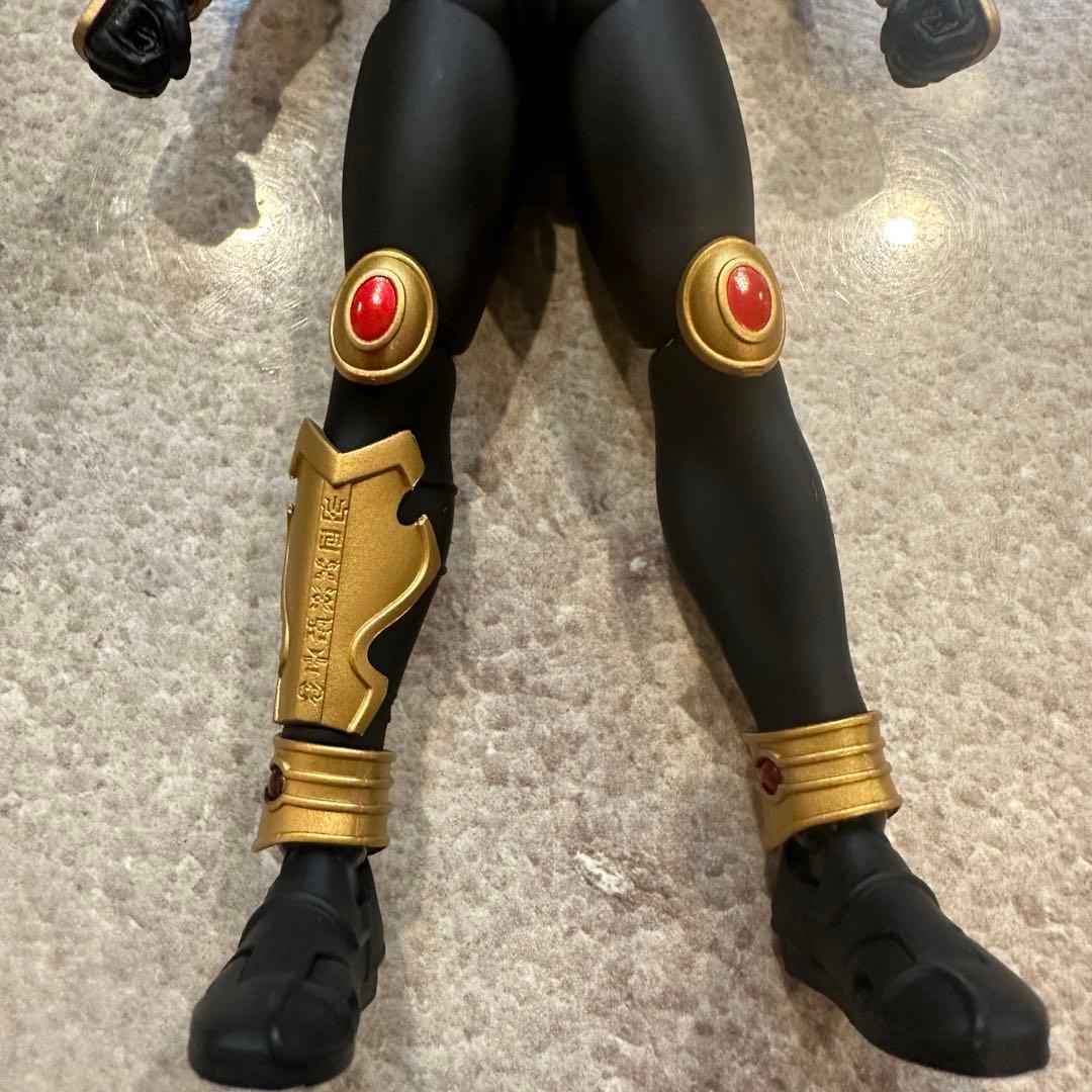 S.H.Figuarts 仮面ライダークウガ・ライジングマイティ（真骨彫製法）