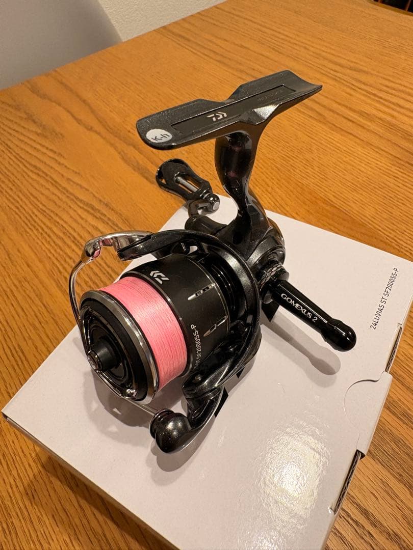 24LUVIAS ST SF2000SS-P スピニング　ルビアス　ダイワ極美品