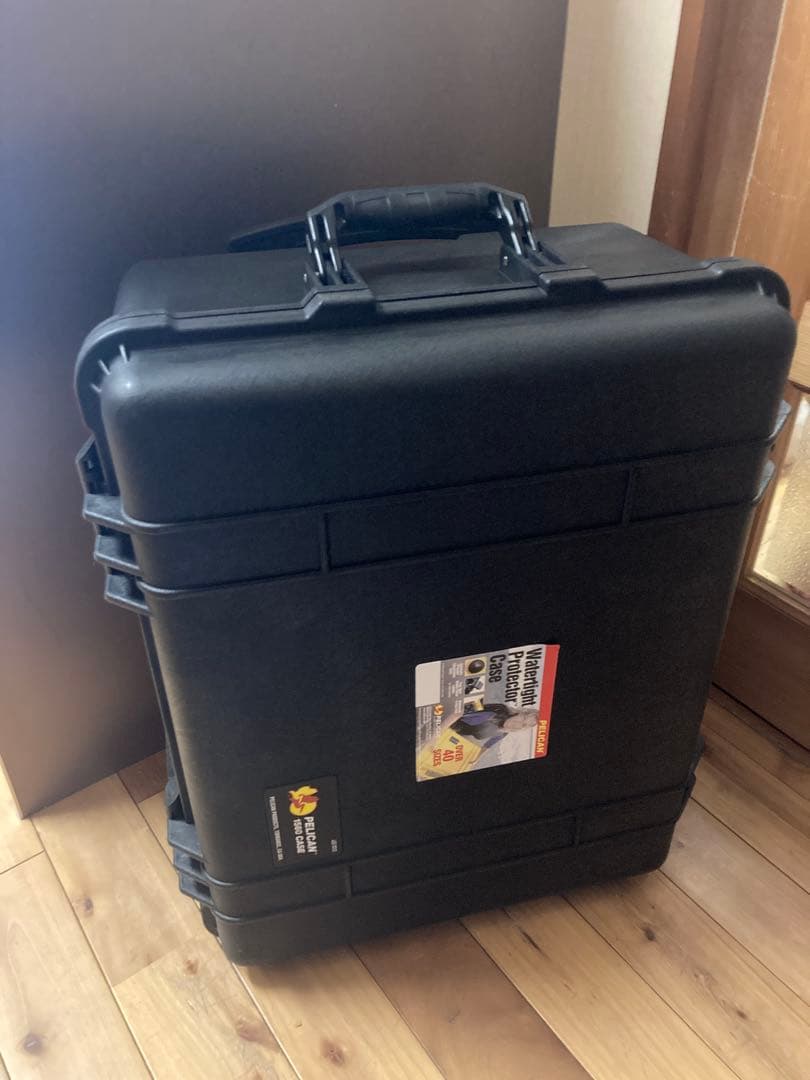 新品　PELICAN 1560 ペリカンケース