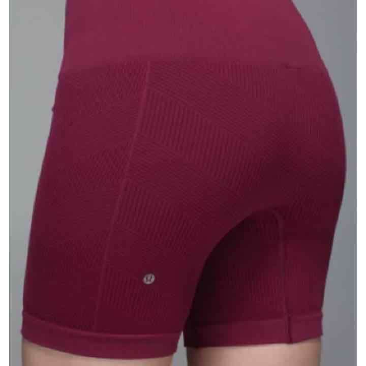 美品＊ルルレモン＊サイズ4