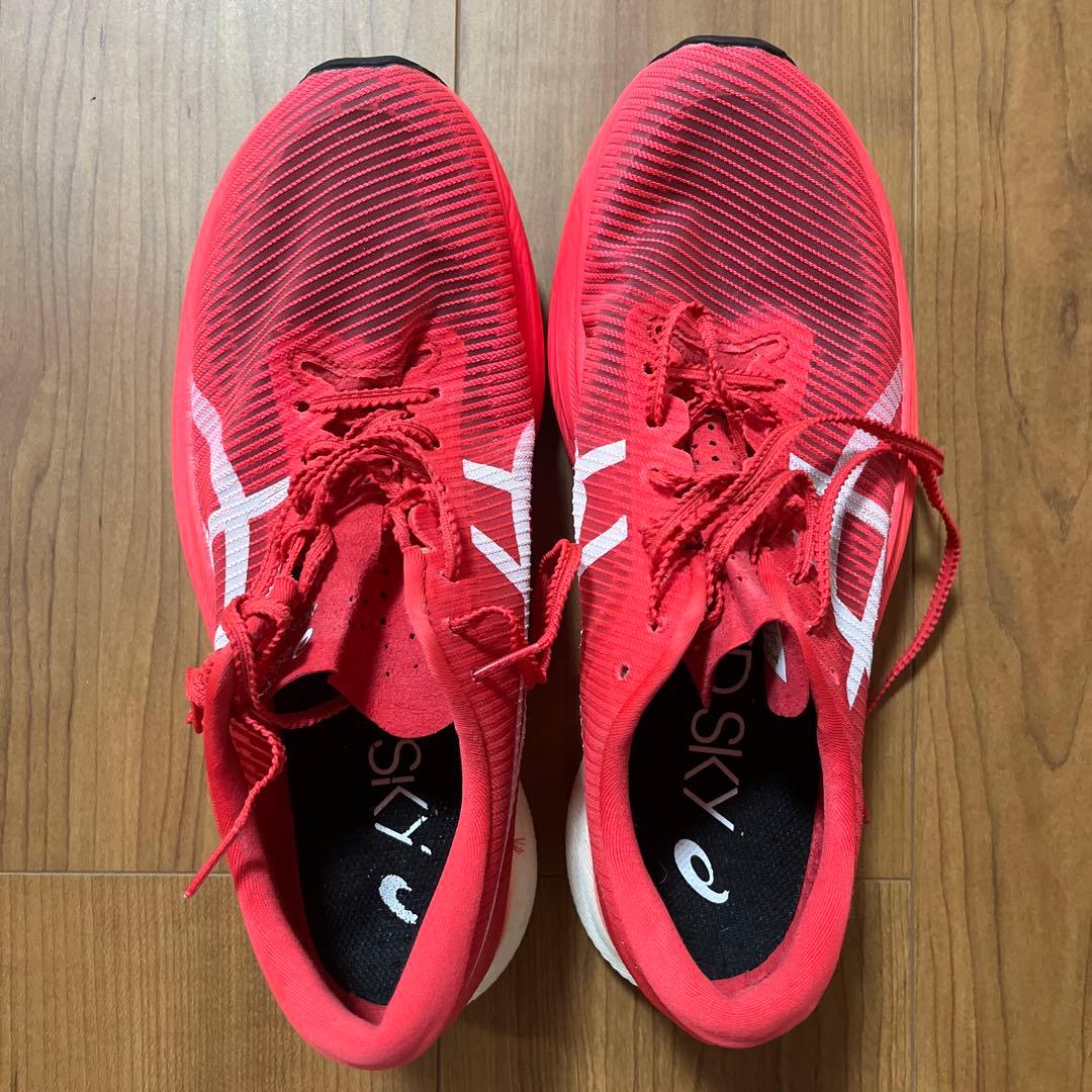 ASICS メタスピードスカイ+