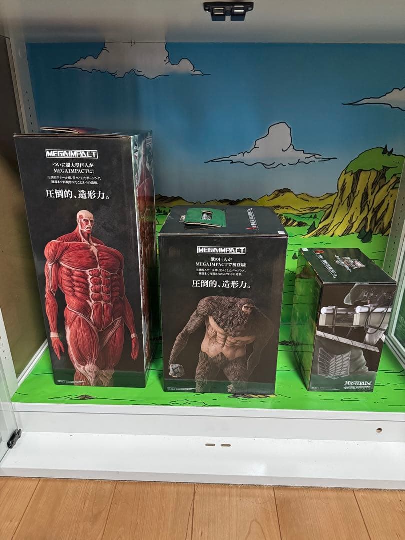 ✨進撃の巨人　一番くじ　超大型巨人・獣の巨人・リヴァイフィギュアセット【新品】✨
