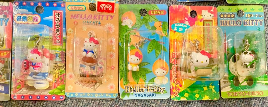 ヒ*マ様 サンリオ　ハローキティご当地マスコット　ストラップセット　まとめ　未開