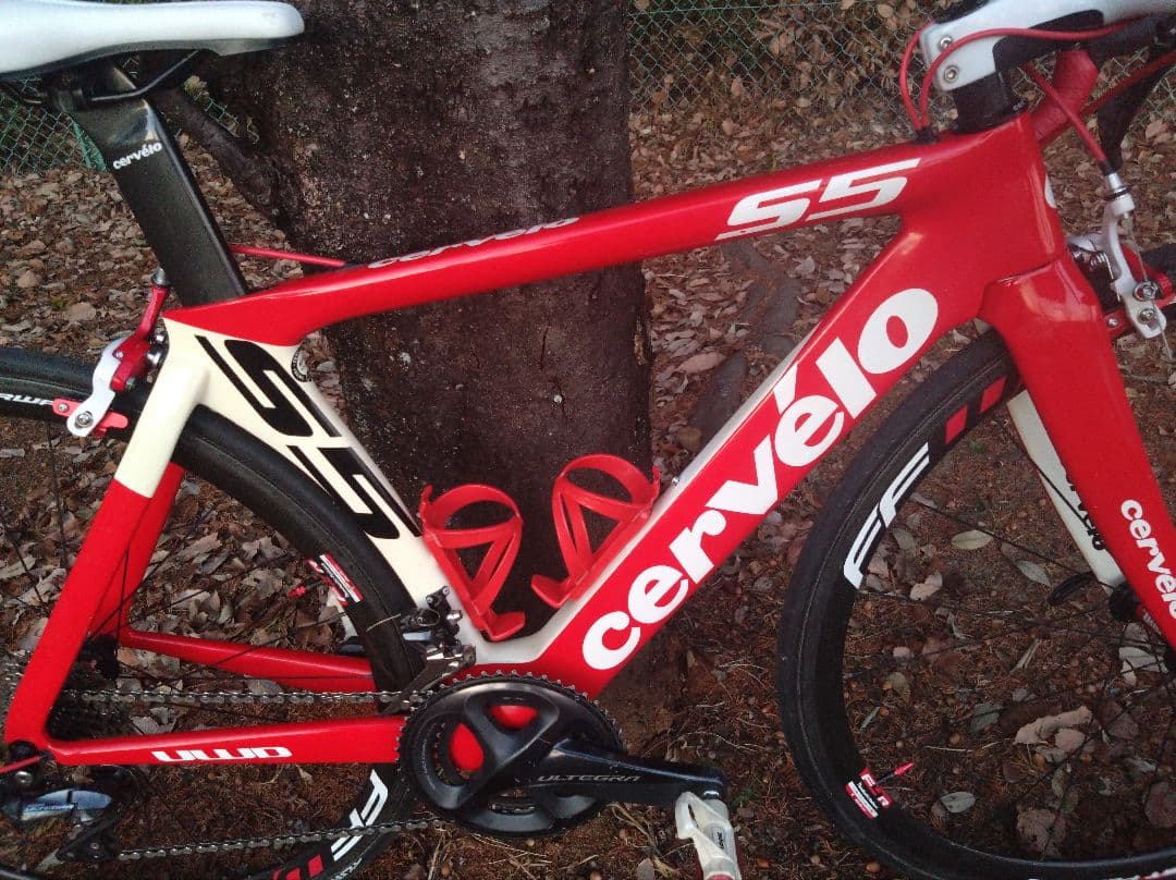 超軽量7.3キロ　2018 Cervelo　S5 フルカーボンロードバイク完成車
