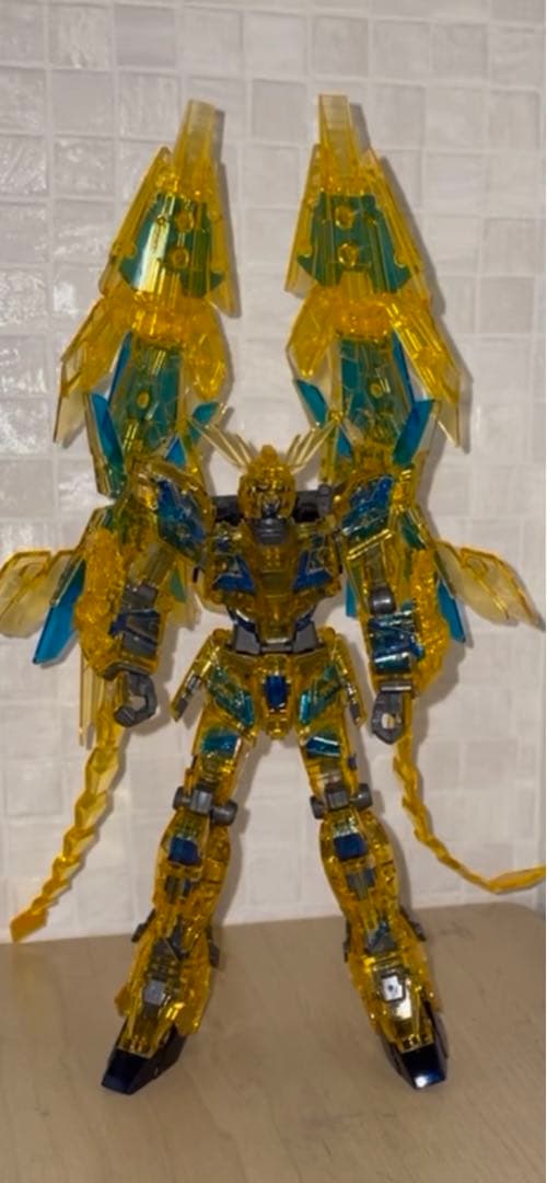 ユニコーンガンダム　フェネクス　クリア　ＵＶ発光