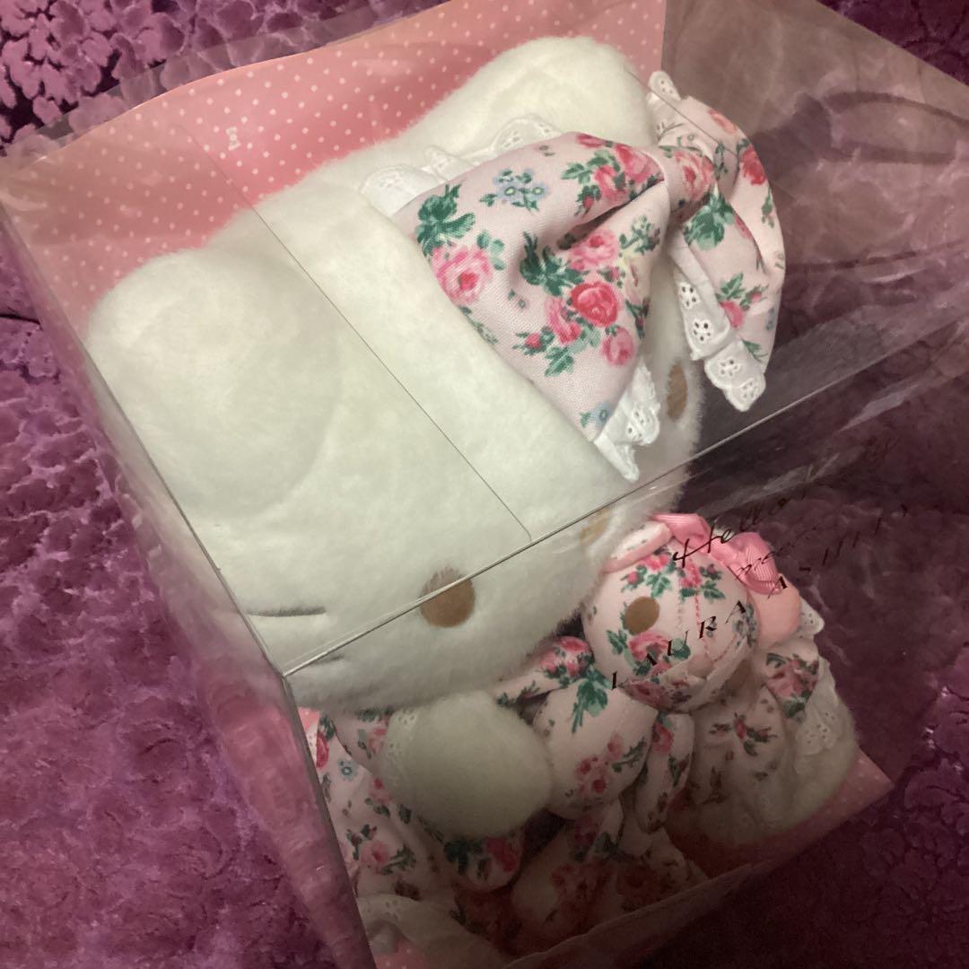 ❤️週末SALE❤️ハロー　キティーちゃん❤️ ローラアーシェリーぬいぐるみ　レア美品
