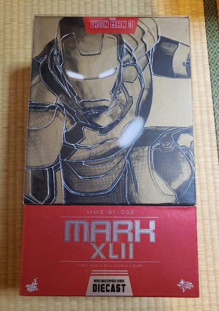 【新品未使用】ホットトイズ アイアンマン3 アイアンマン マーク42
