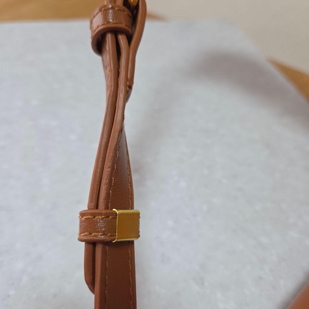CELINE トリオンフ バッグ ブラウン