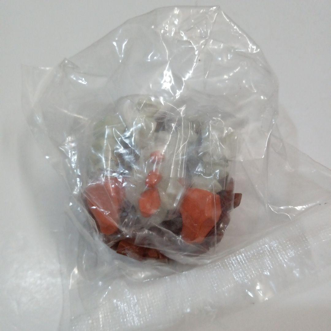 立体ポケモン図鑑　トサキント　ププリン　ピィ　イシツブテ　ナマケロ　レジロック