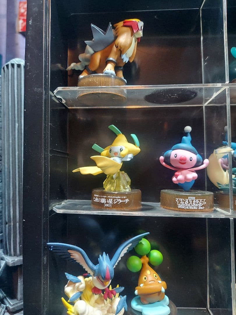 ポケモン ボトルキャップフィギュア & チェスフィギュア16体セットケース付き