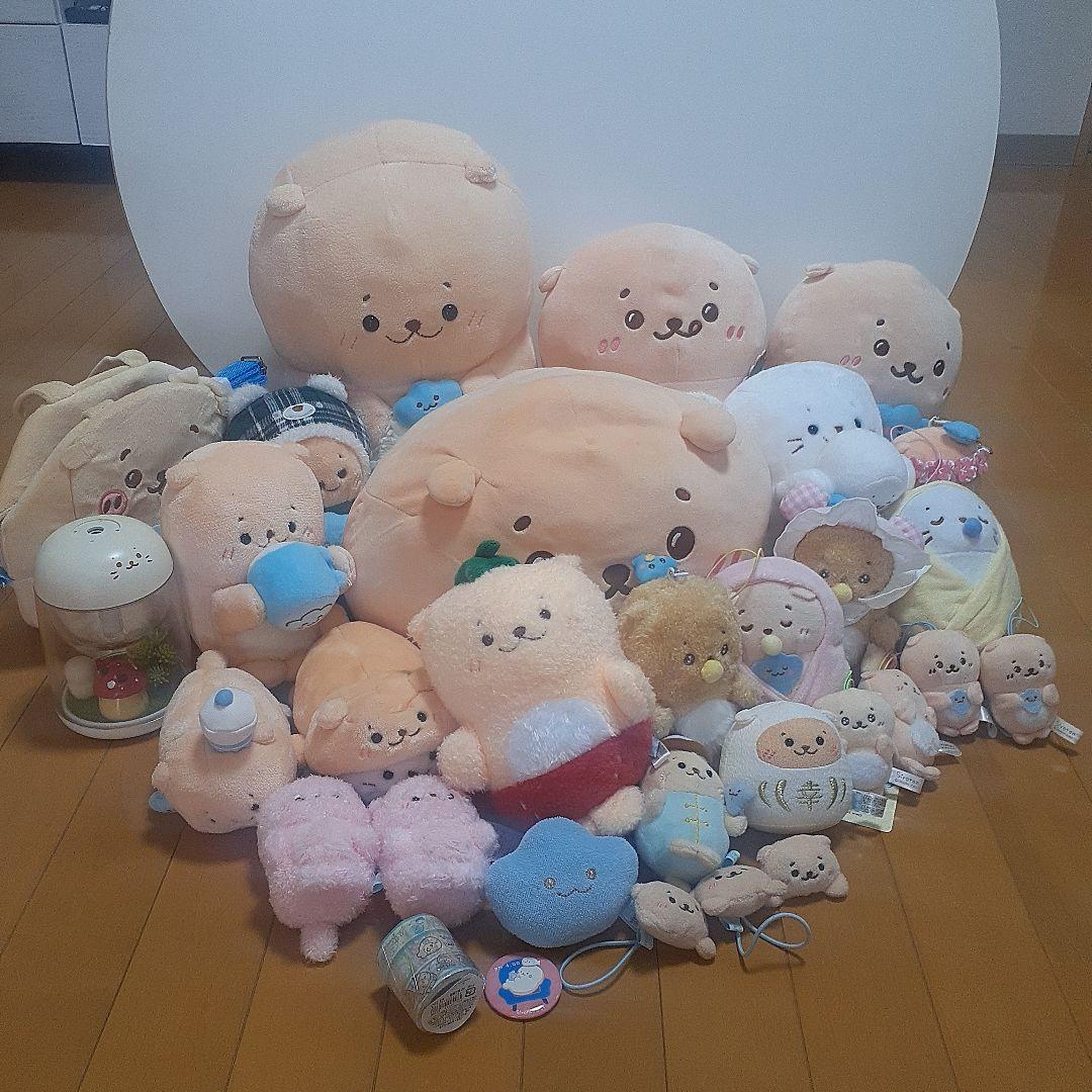 《期間限定お値下げ》しろたんグッズ　ラッコ犬