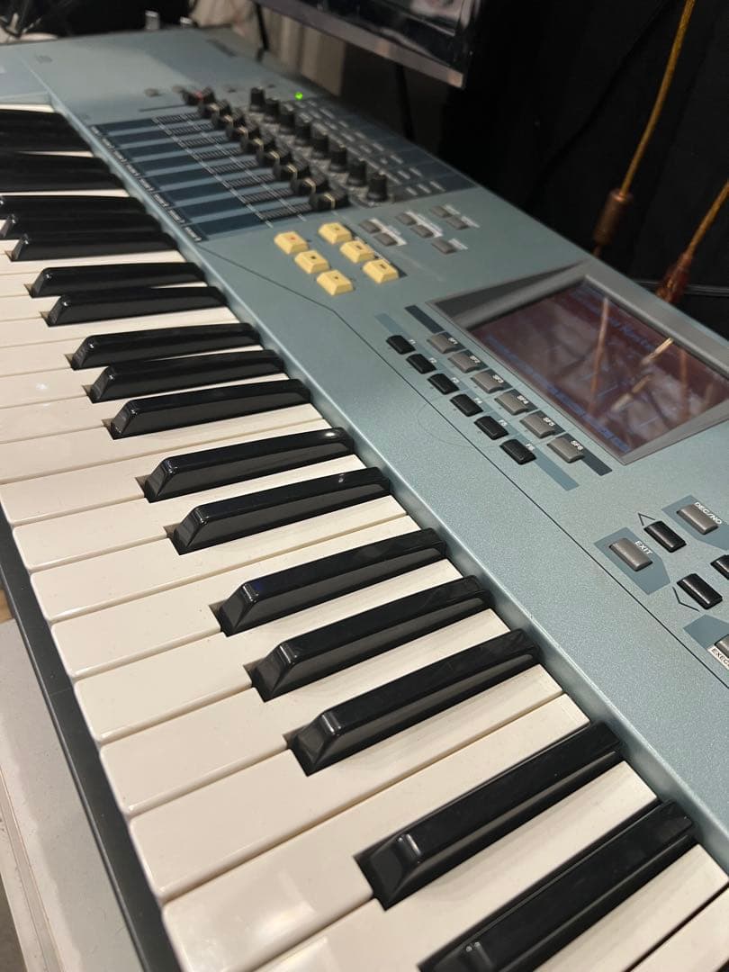 <送料込み>Yamaha MOTIF XS7 シンセサイザー 76鍵　ペダル付き