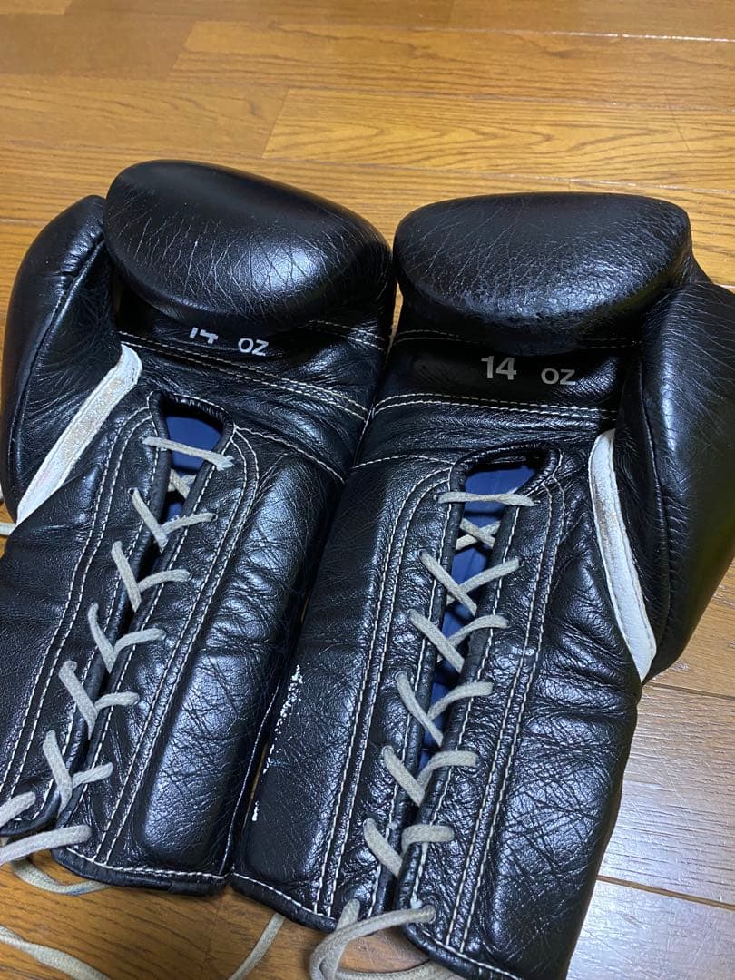 Winning ボクシンググローブ 14 oz 黒