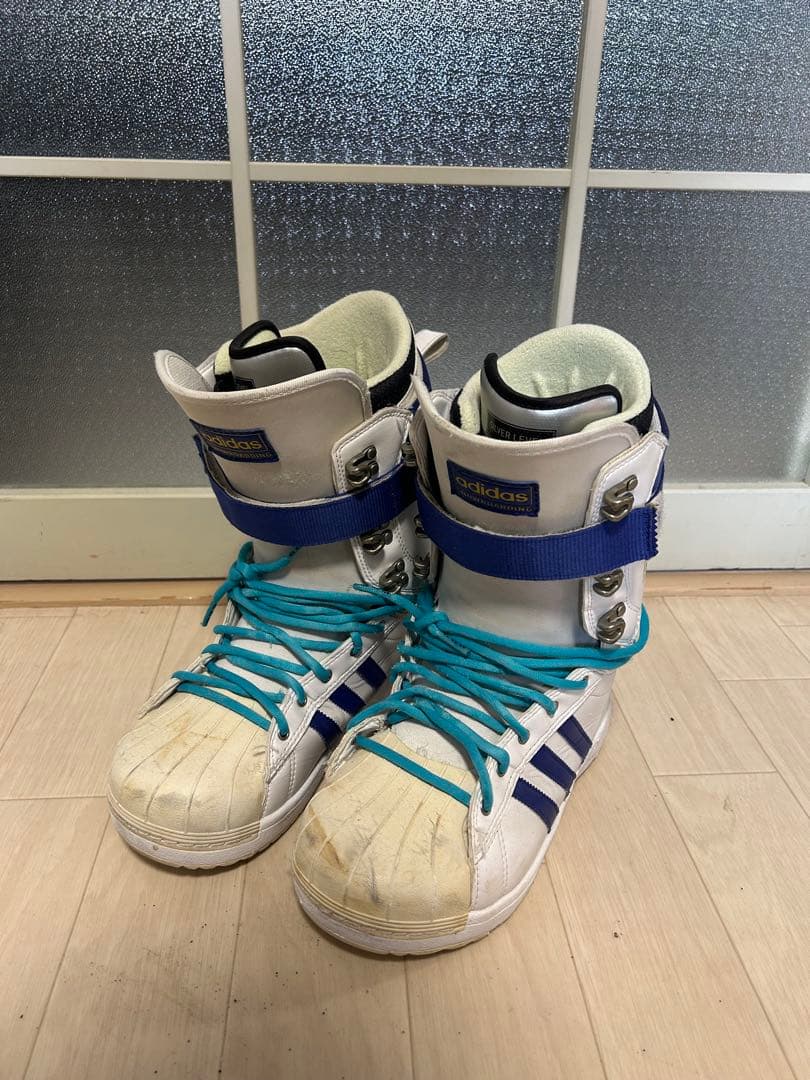 【スーパースター】adidas スノーボードブーツ ホワイト/ブルー