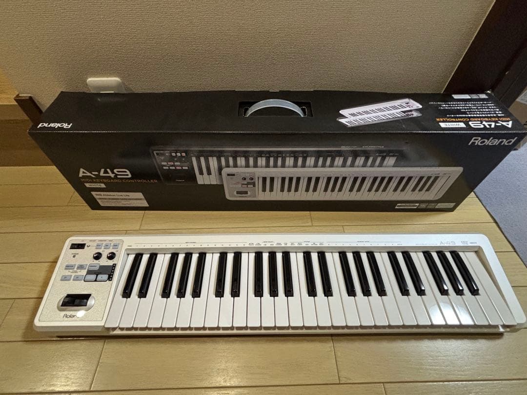 DTM・DAW Roland A-49 White