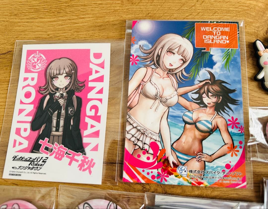 ダンガンロンパ 七海千秋 ウサミ おしおき缶バッジ 他12点まとめ売り