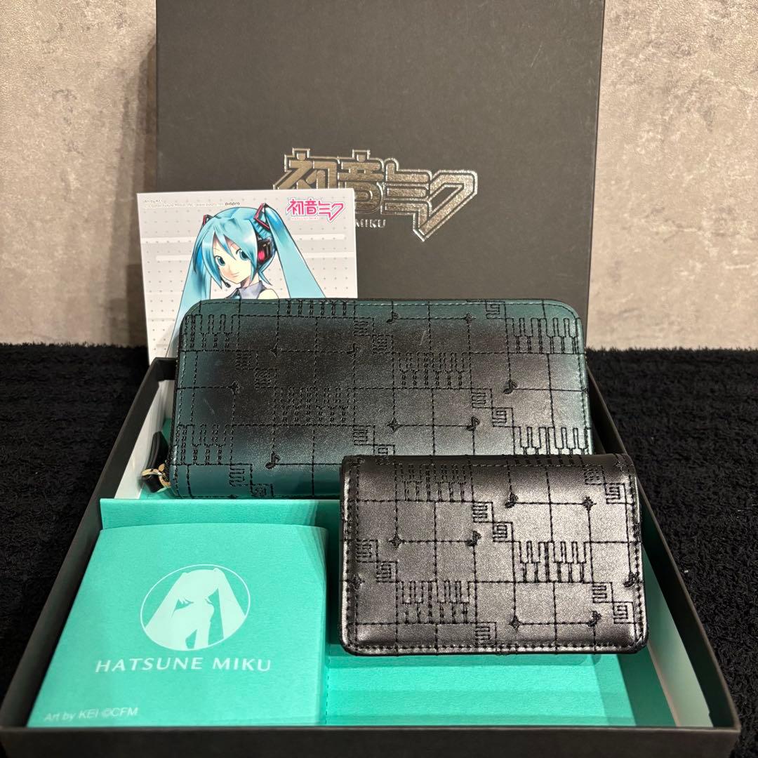 未使用品 初音ミク 本革ウォレット＆名刺入れセット 特製ギフトボックス