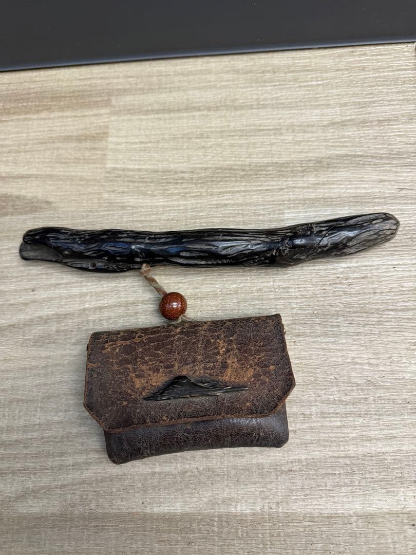 1527    時代物　煙道具　煙草入れ　骨董品