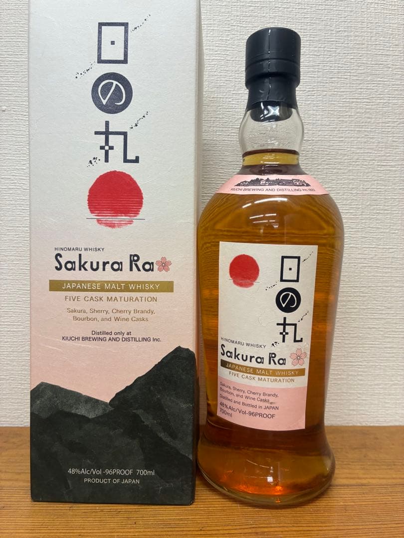木内酒造　日の丸ウイスキーさくら・ら700ml