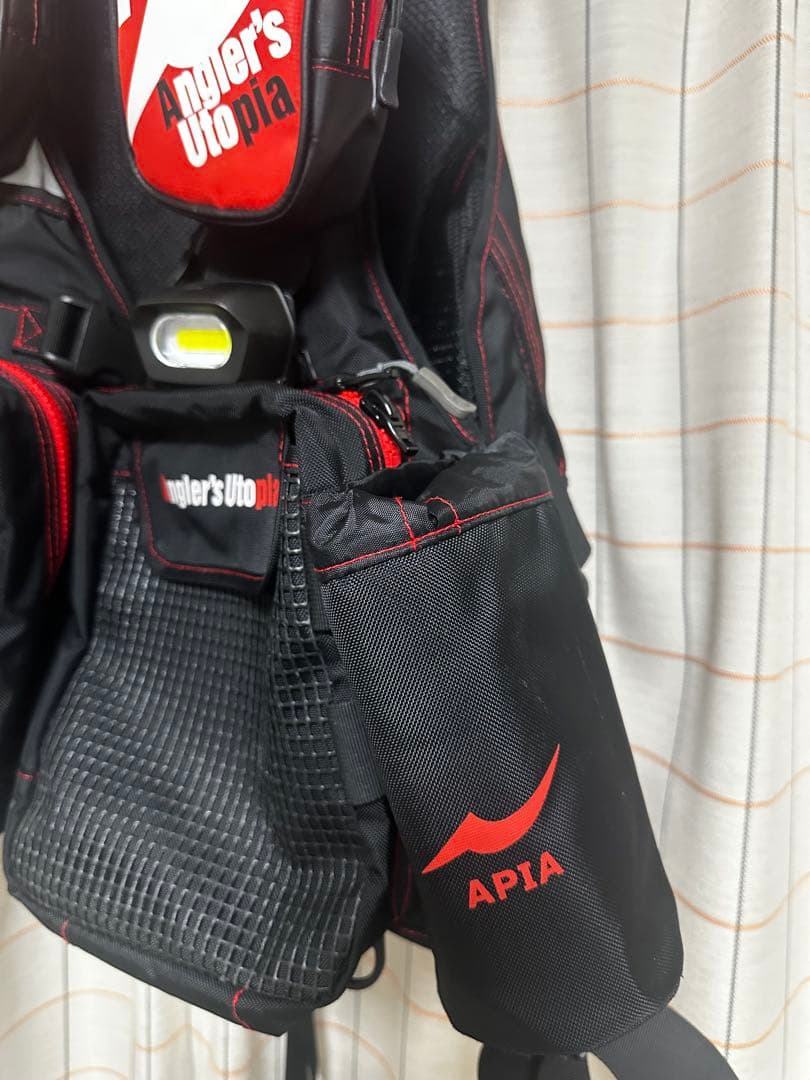 APIA フローティングベスト アングラーズサポートベスト アピア　美品