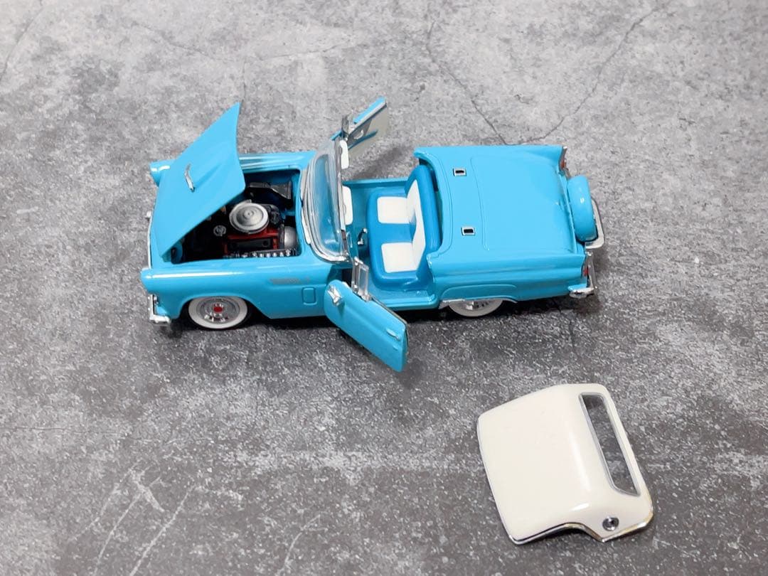 フォード サンダーバード Ford Thunderbird 1/43 ミニカー